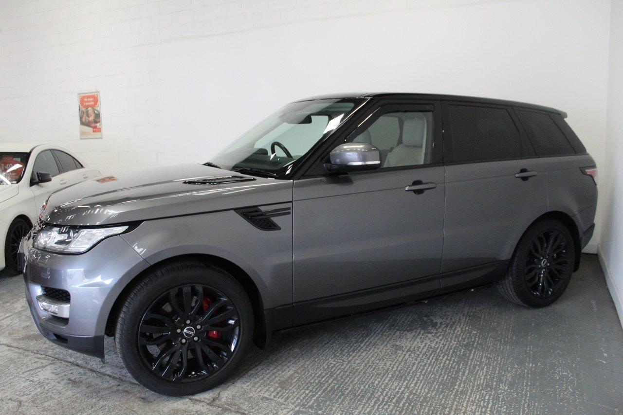 Land Rover Range Rover Sport view 5