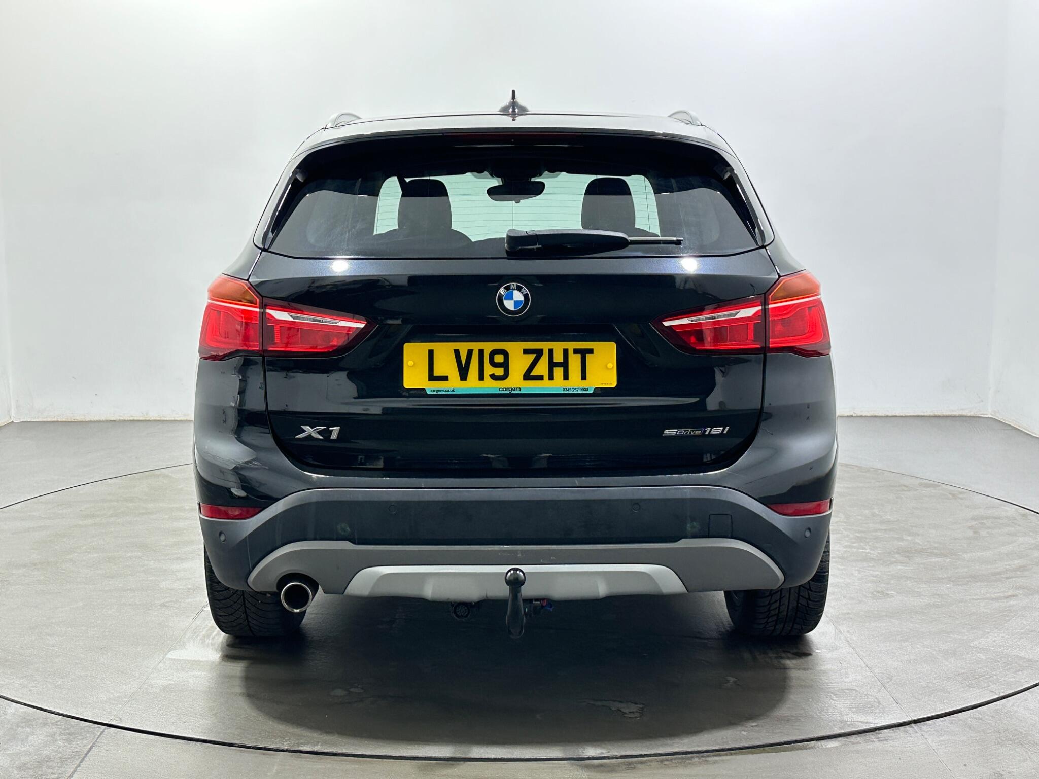 BMW X1 view 7