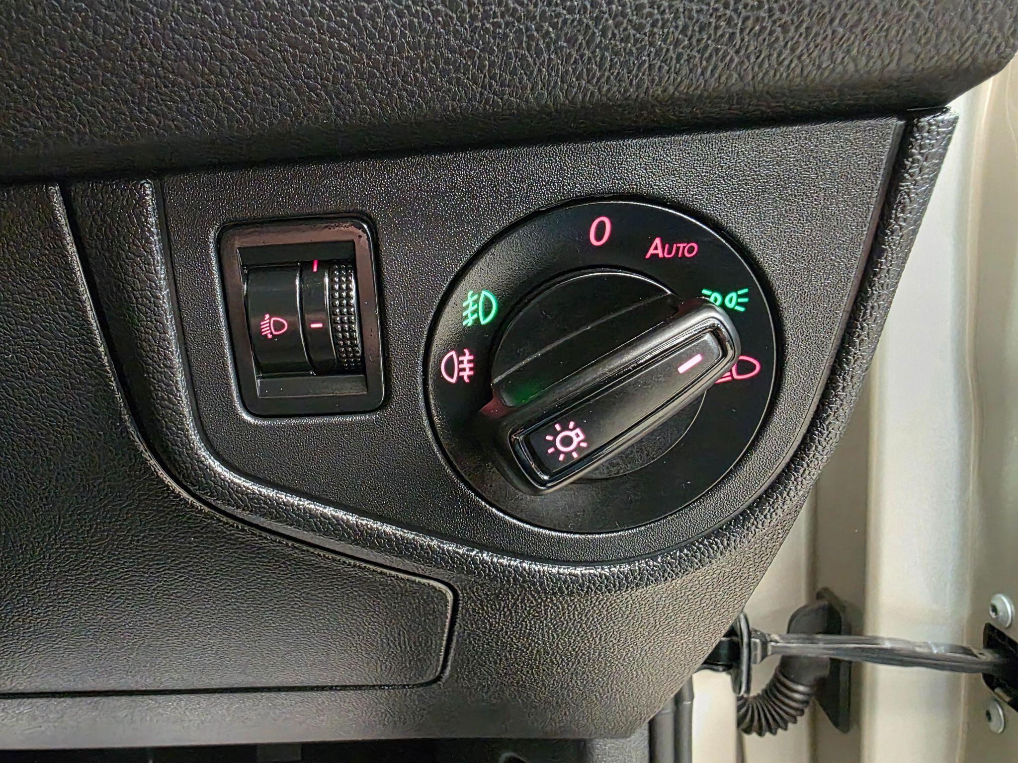 Volkswagen Polo view 15
