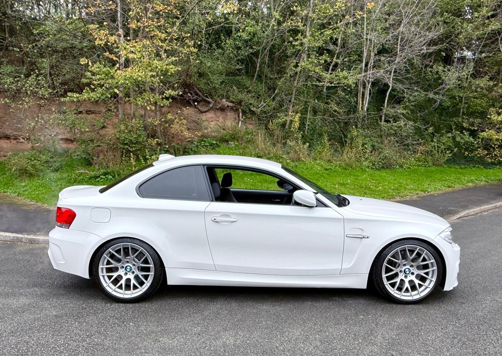 BMW 1 Series view 4
