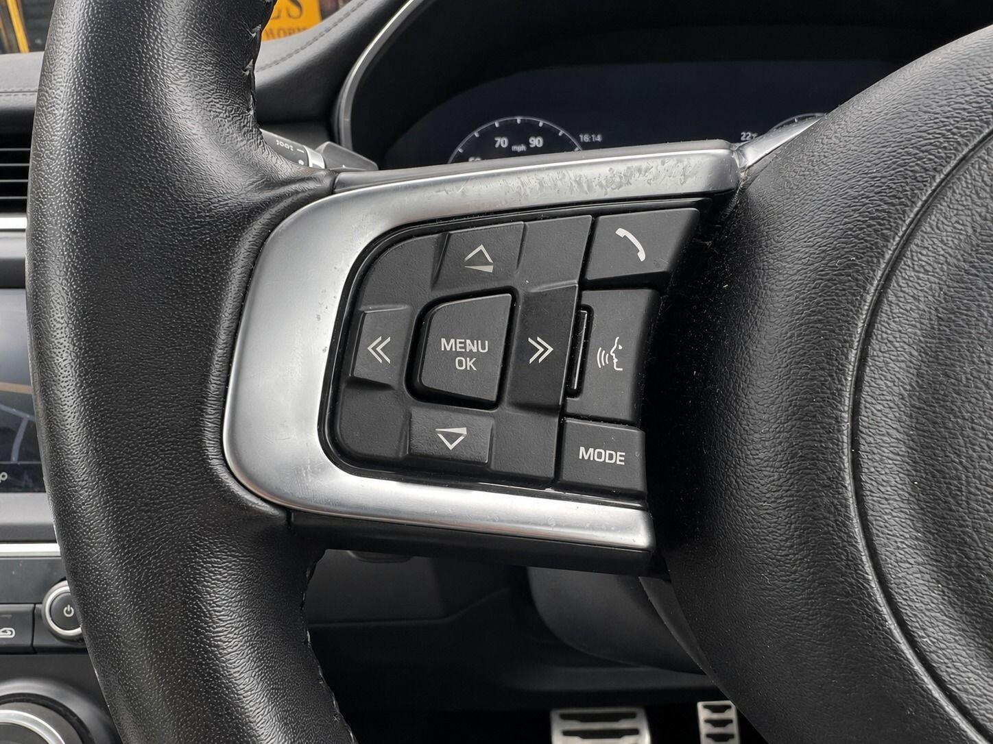 Jaguar E-Pace view 28