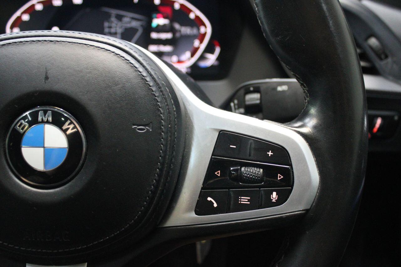 BMW 2 Series view 33