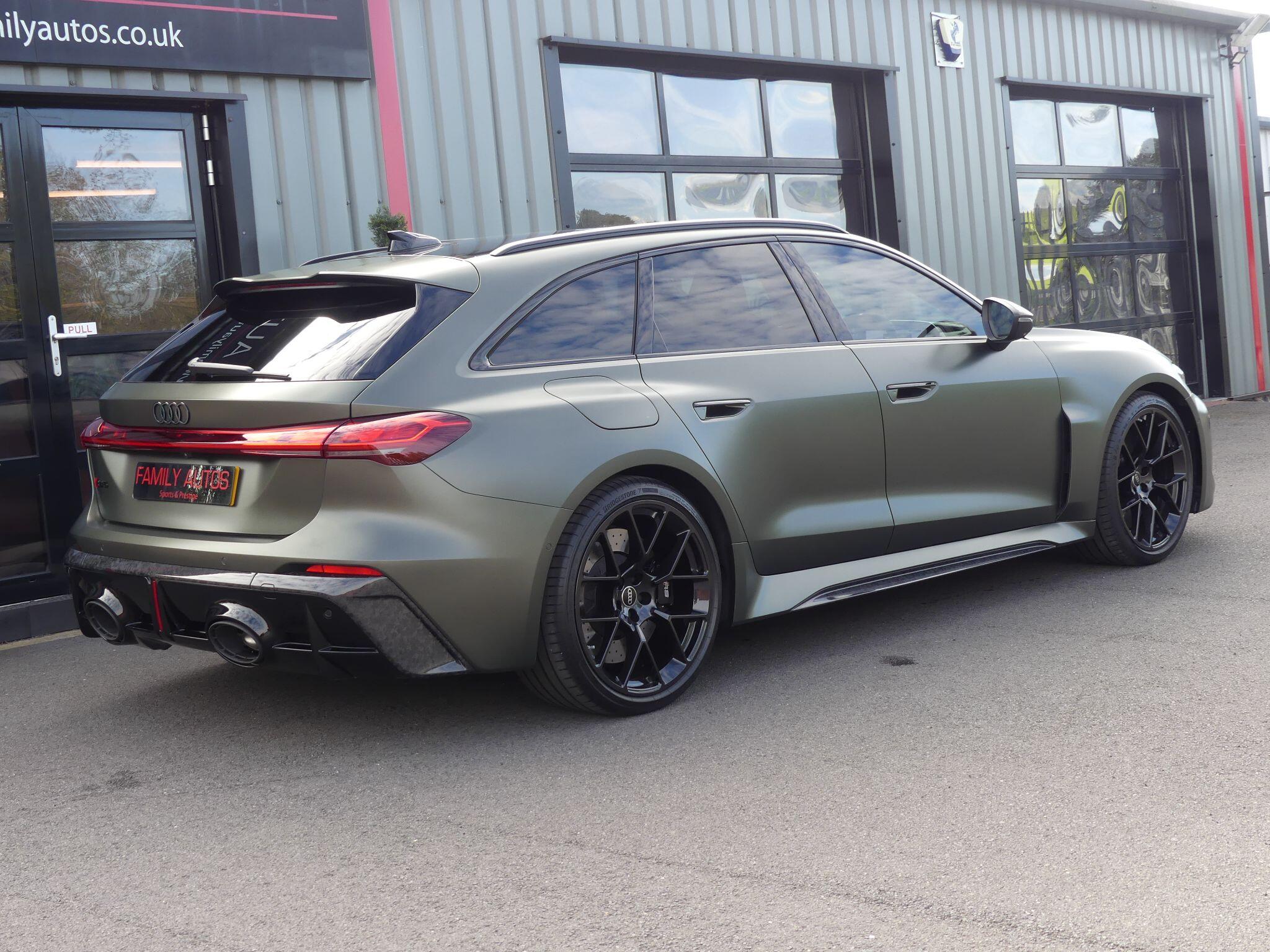 Audi RS5 view 9