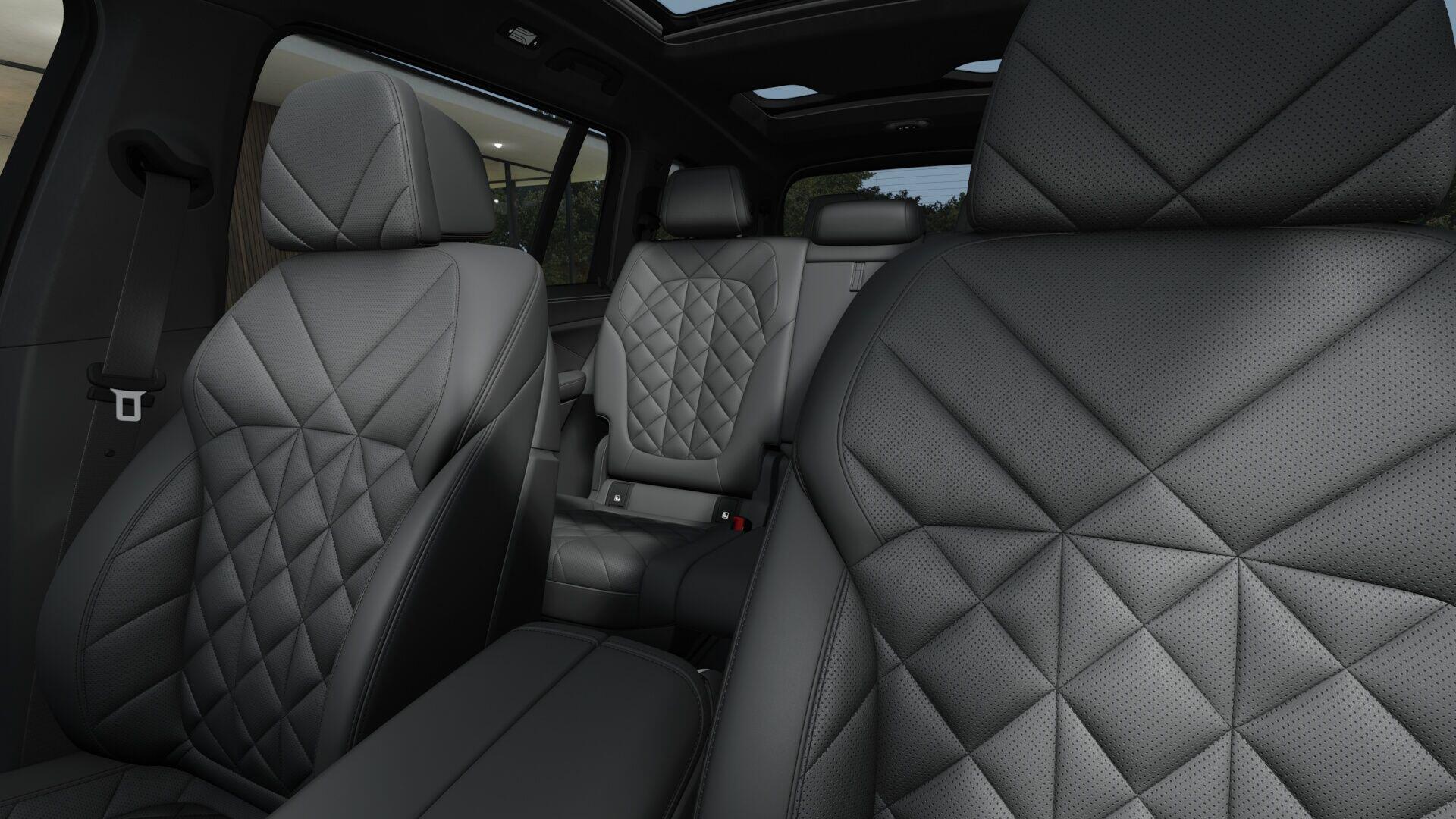 BMW X7 view 13