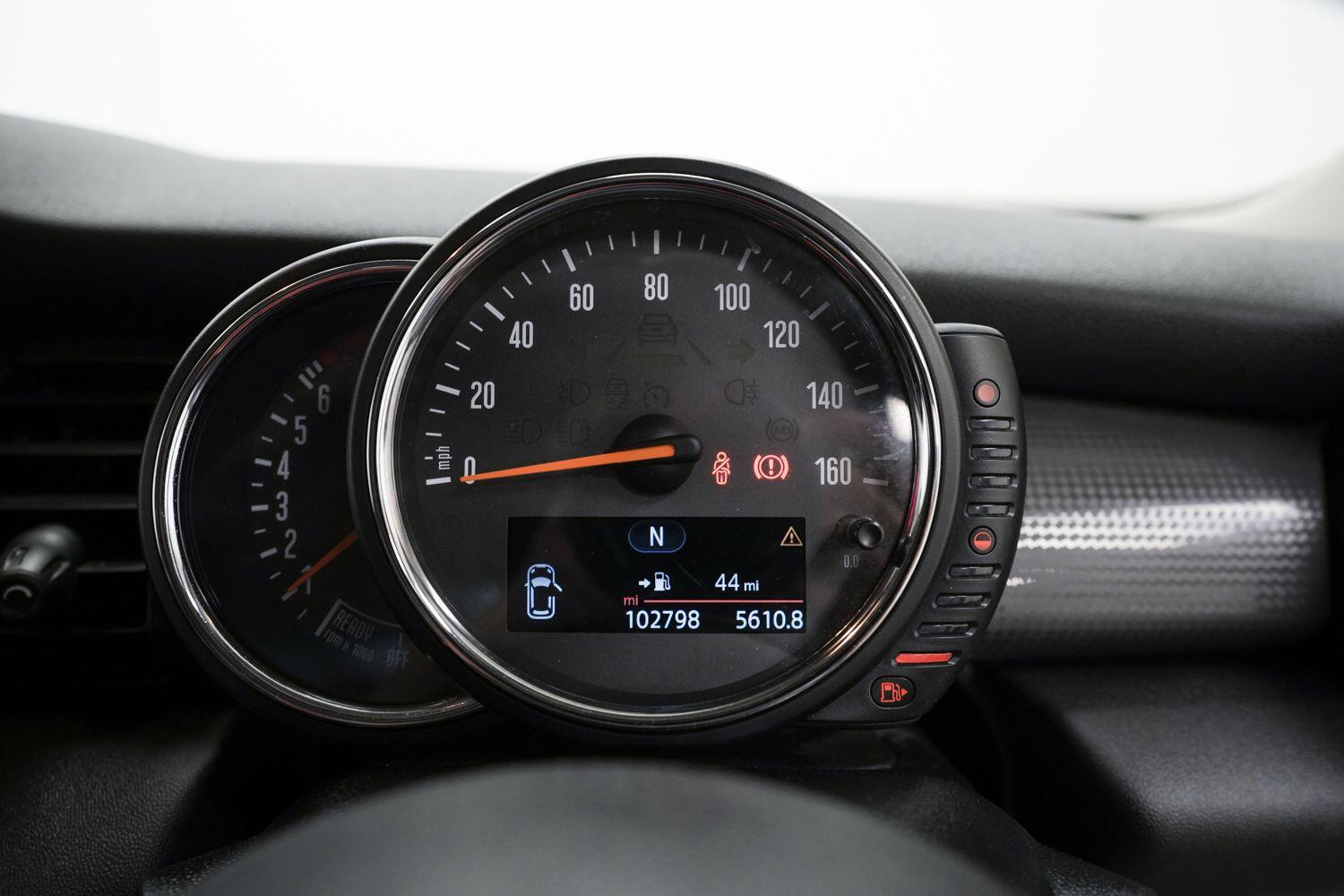 Mini Cooper view 23
