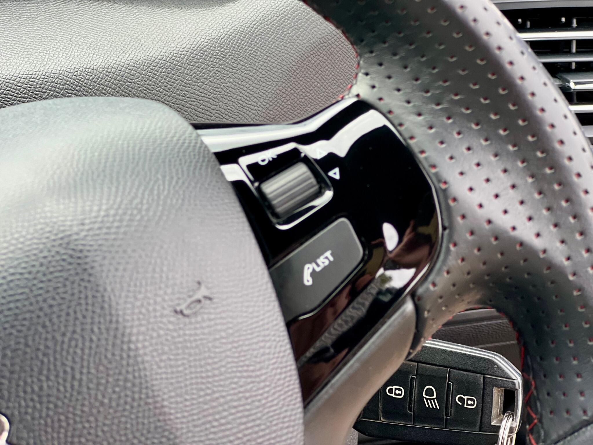 Peugeot 308 view 42