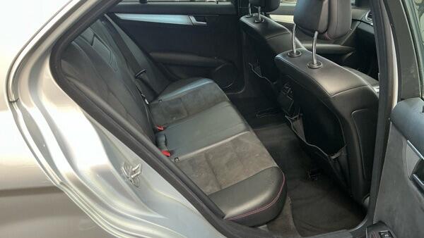 Mercedes-Benz C Class view 4