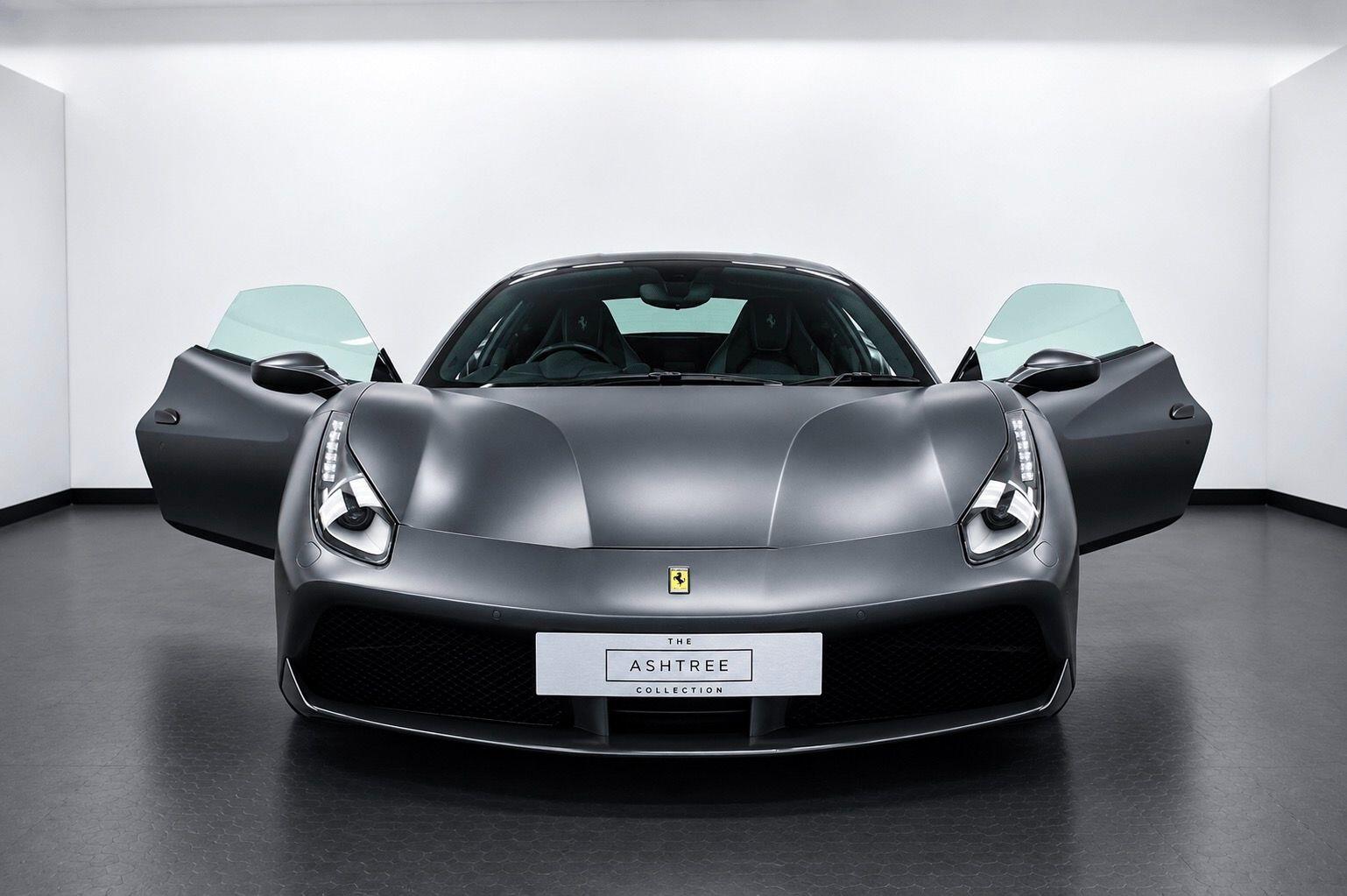 Ferrari 488 view 9