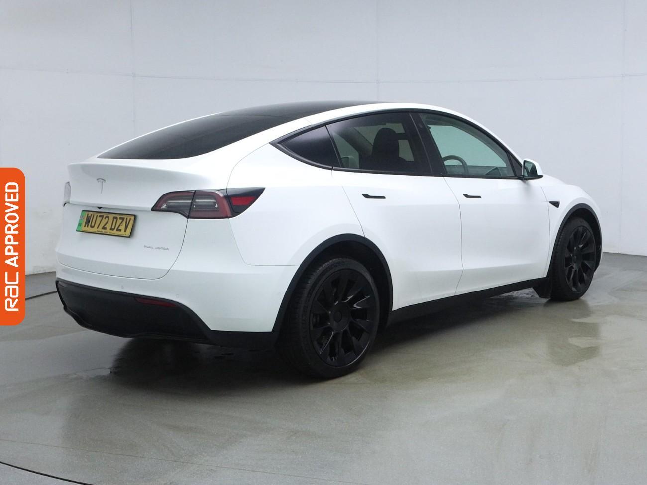 Tesla Model Y view 33