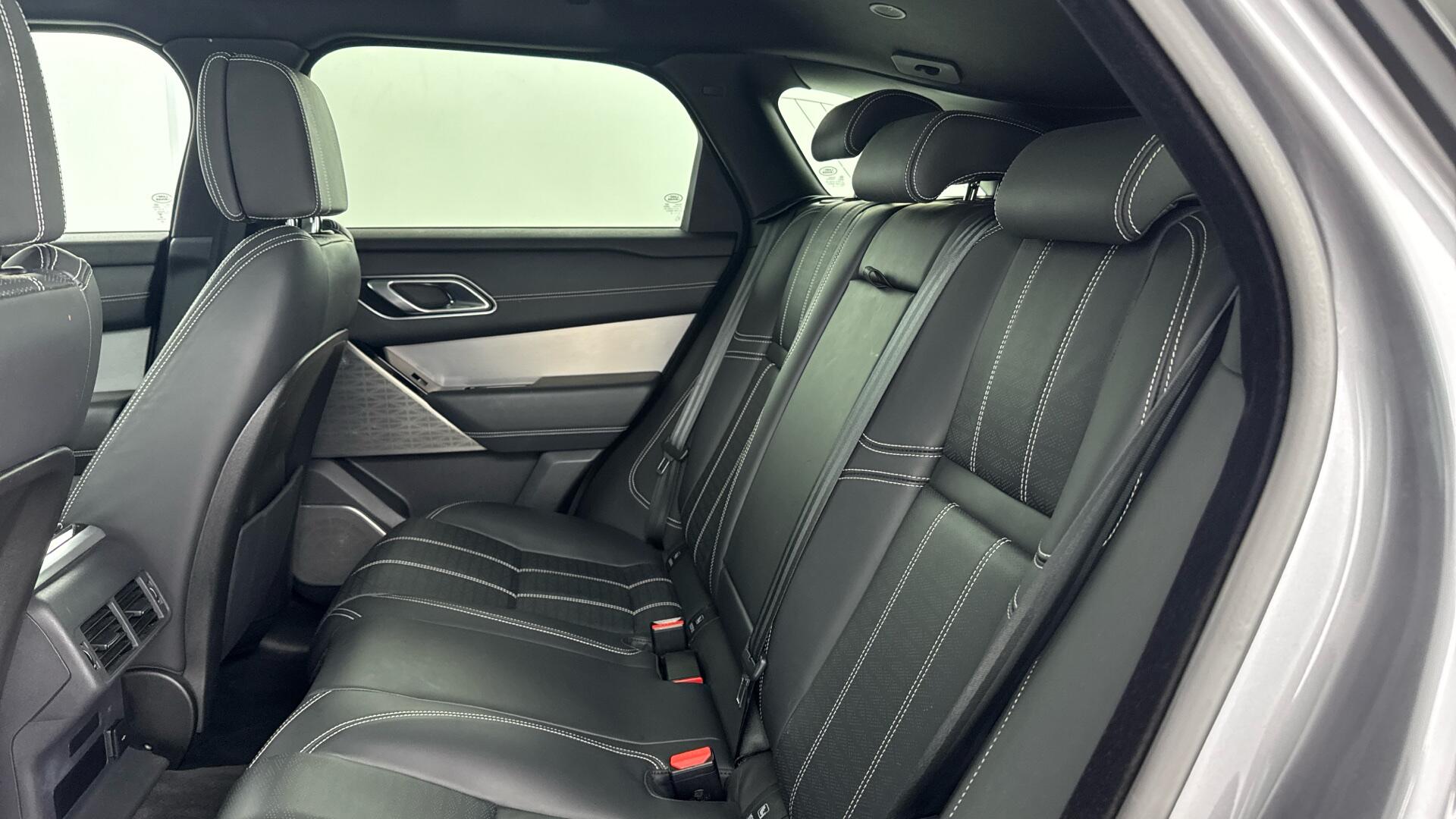 Land Rover Range Rover Velar view 14