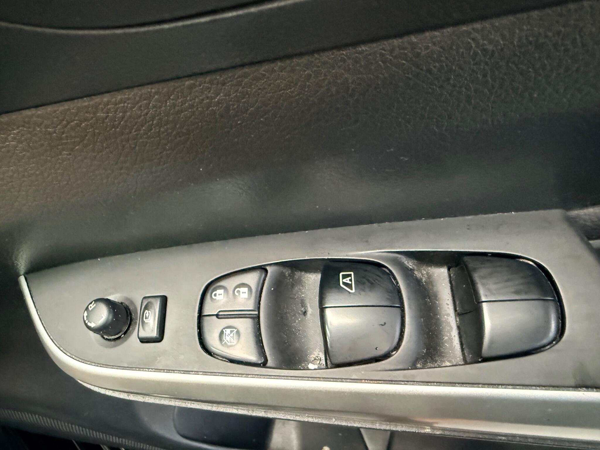 Nissan Navara view 36