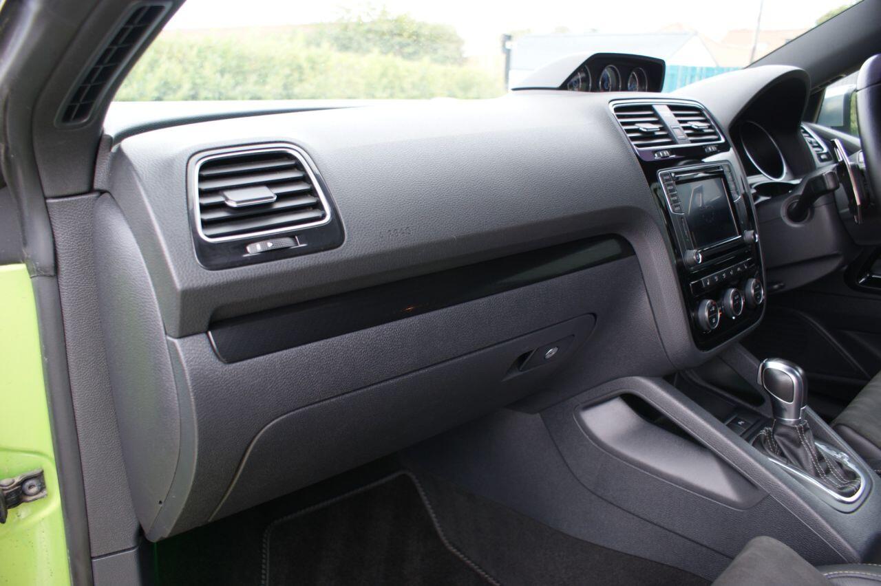 Volkswagen Scirocco view 24
