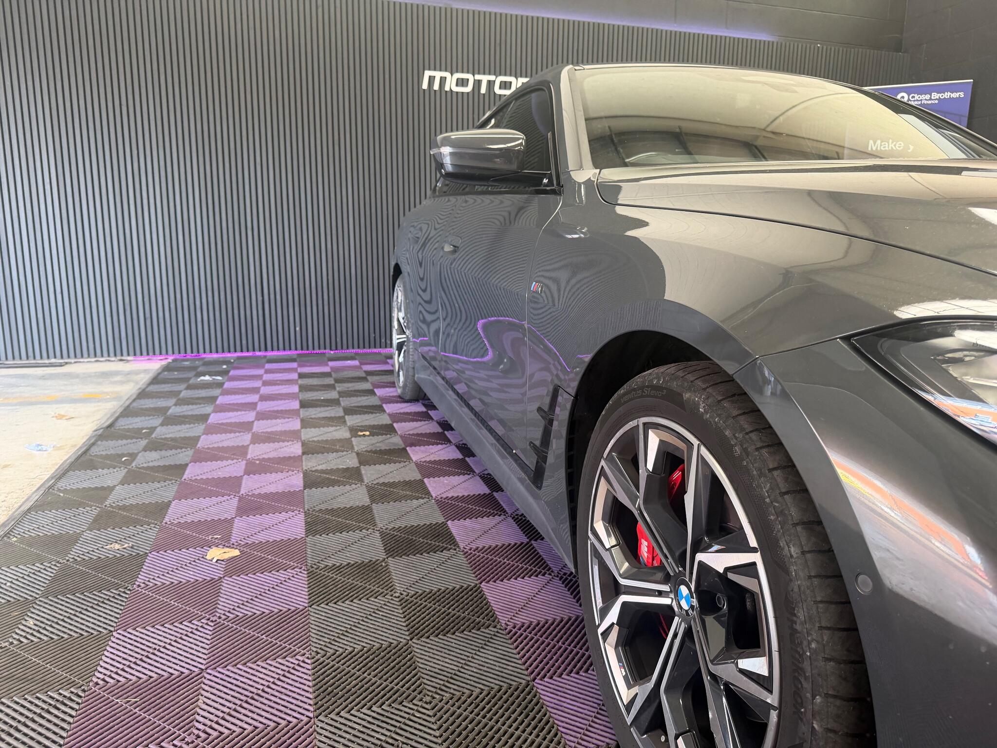 BMW 4 Series view 26
