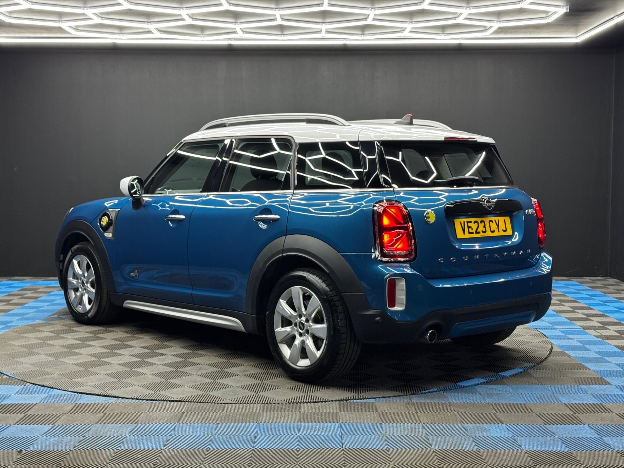 Mini Countryman view 7