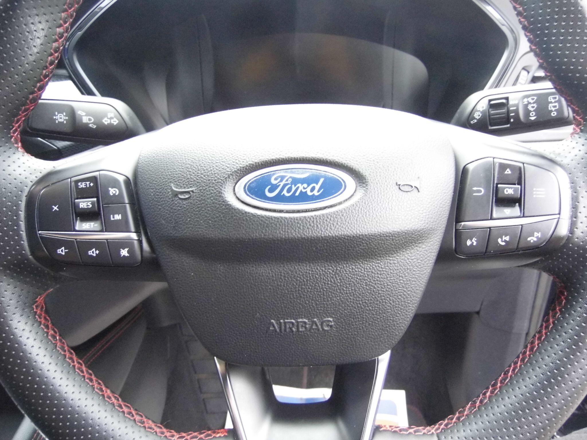 Ford Kuga view 30