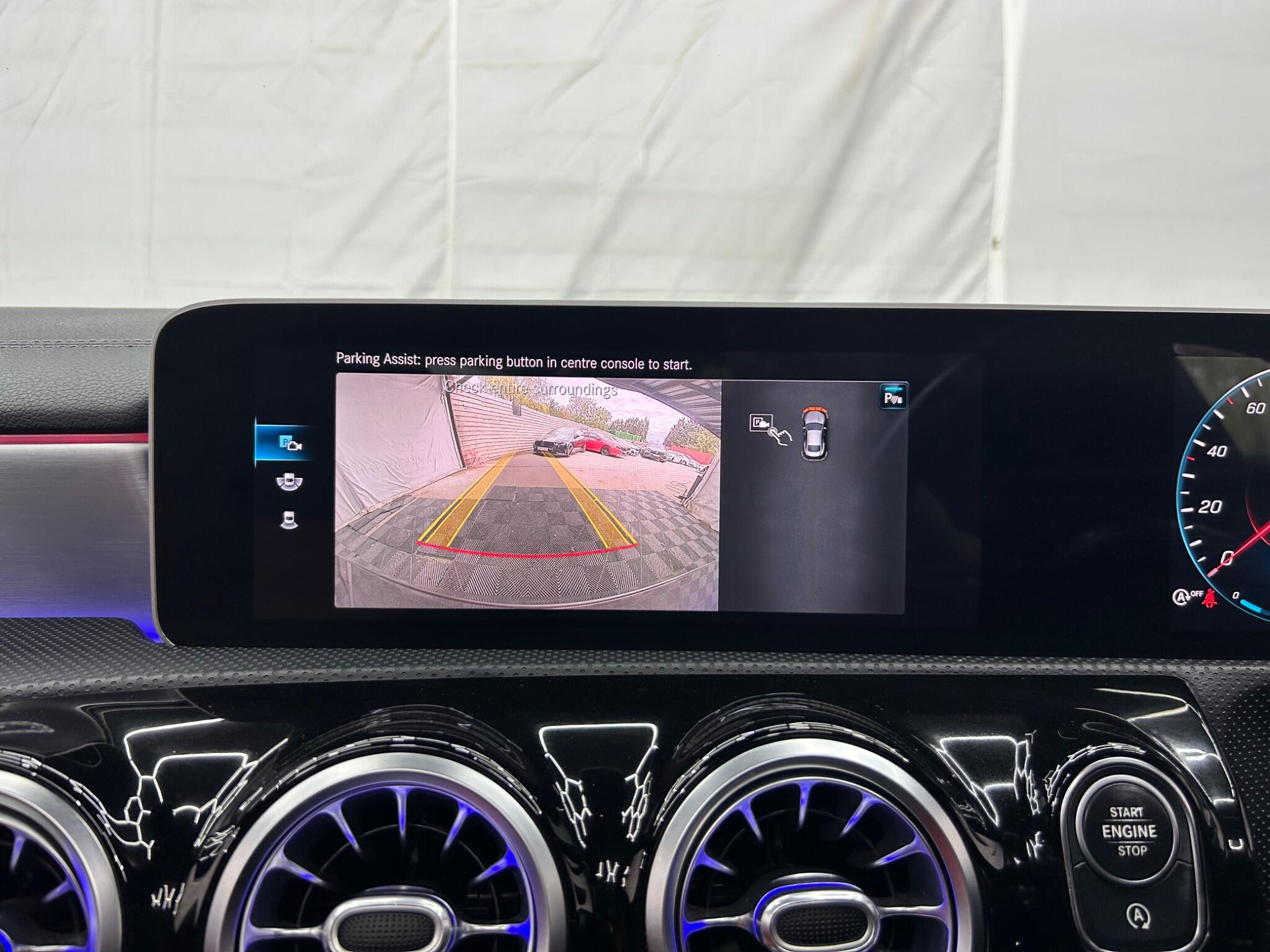 Mercedes-Benz Cla view 38