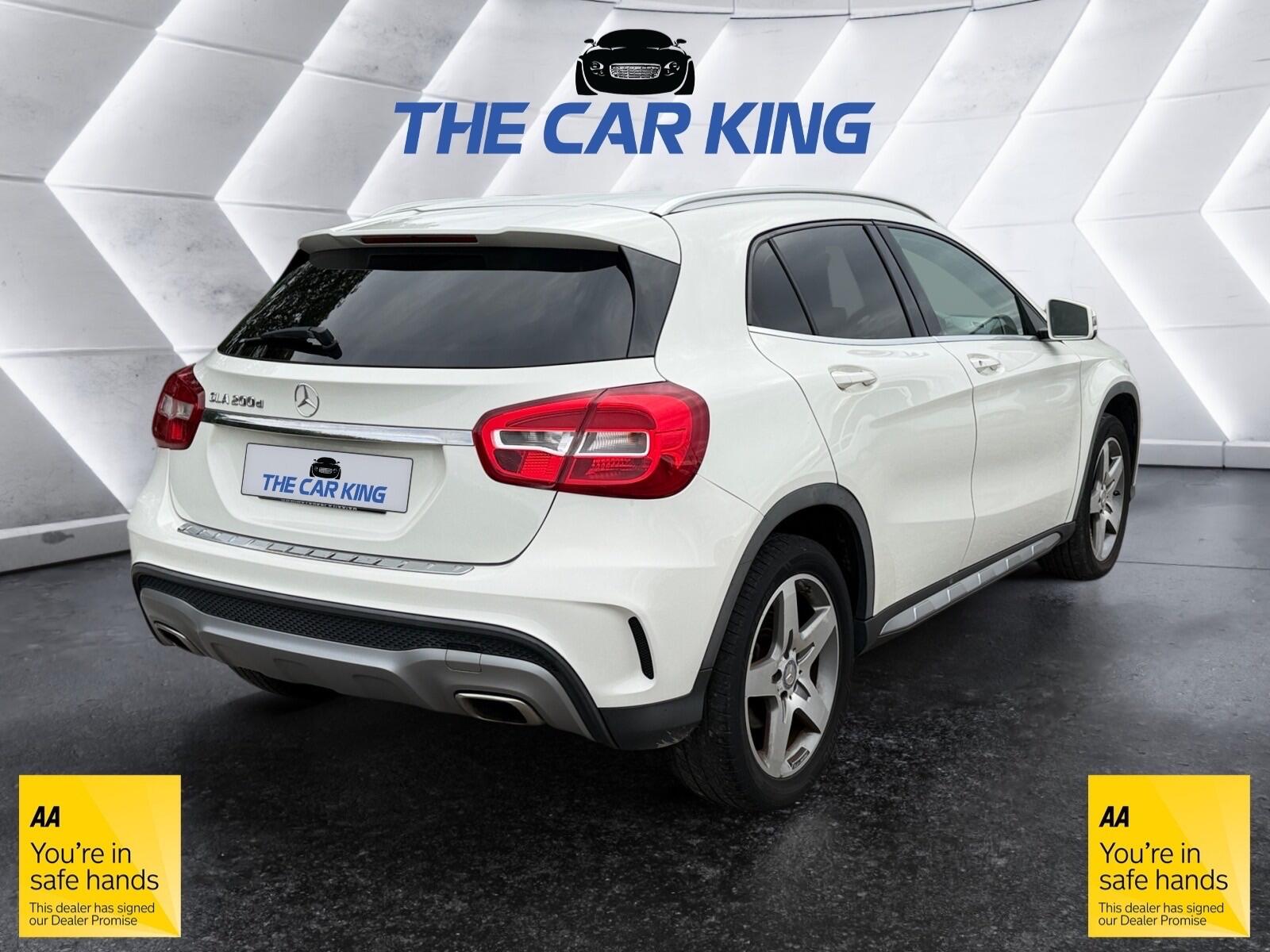 Mercedes-Benz GLA view 8