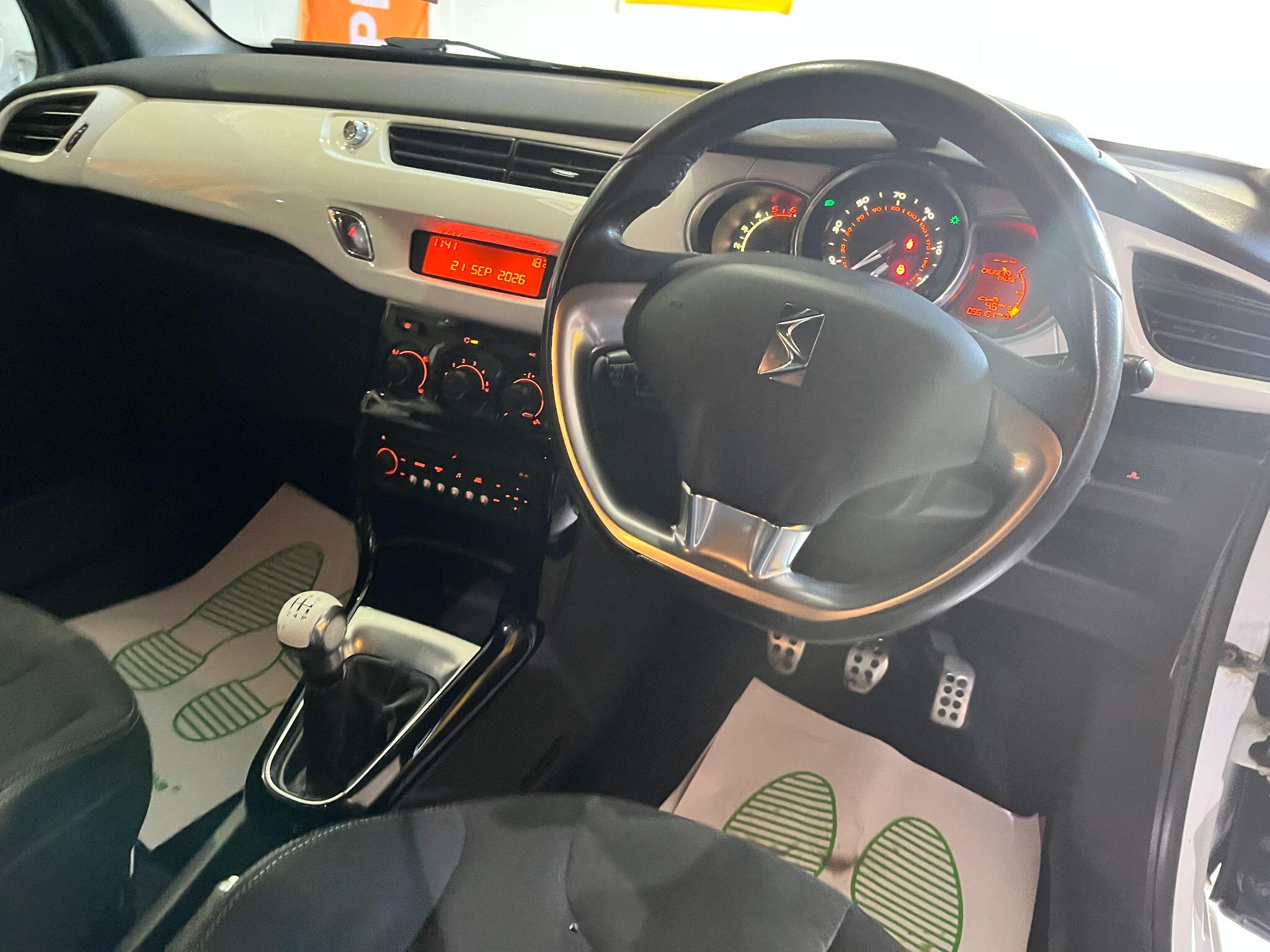 Citroen DS3 view 24