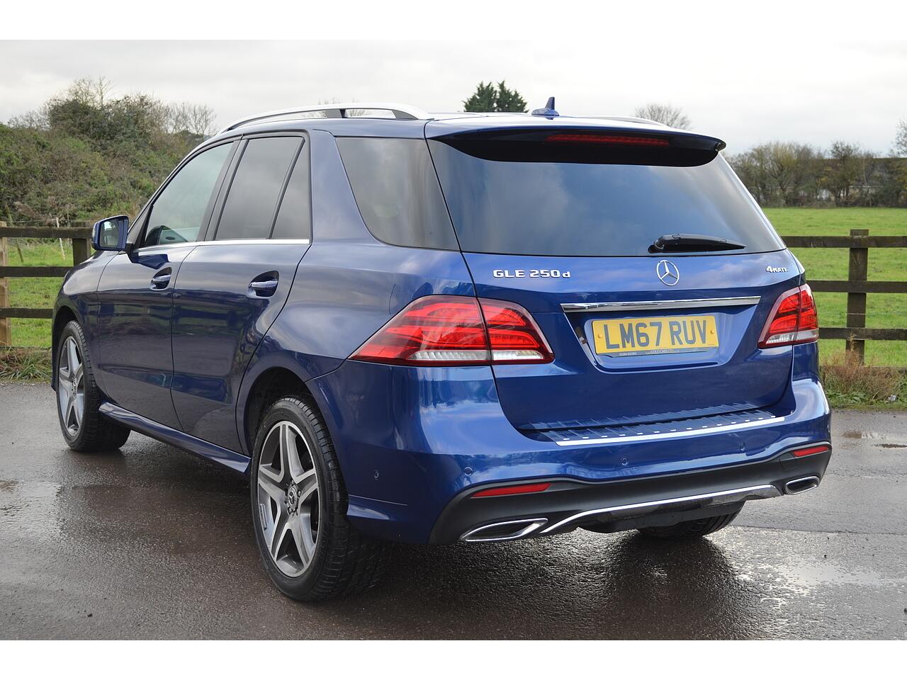 Mercedes-Benz Gle view 7