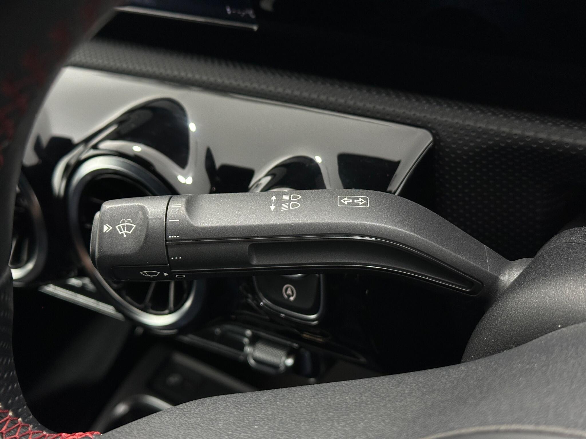 Mercedes-Benz A-Class view 14