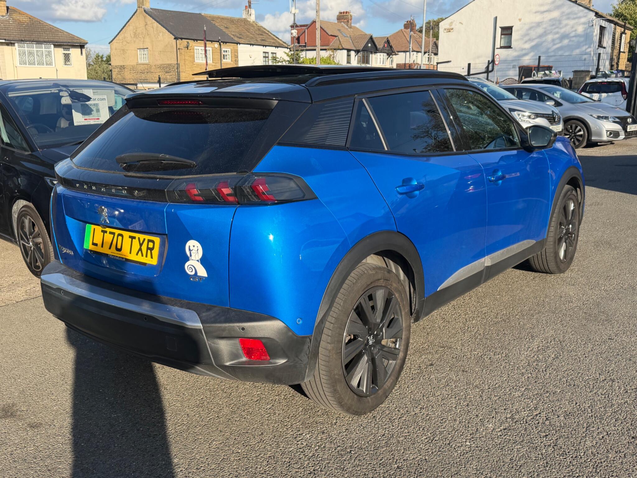 Peugeot e-2008 view 8