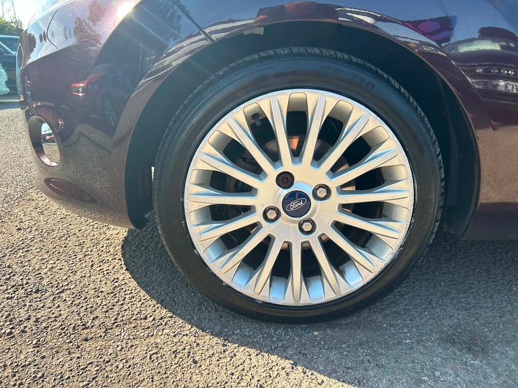Ford Fiesta view 20