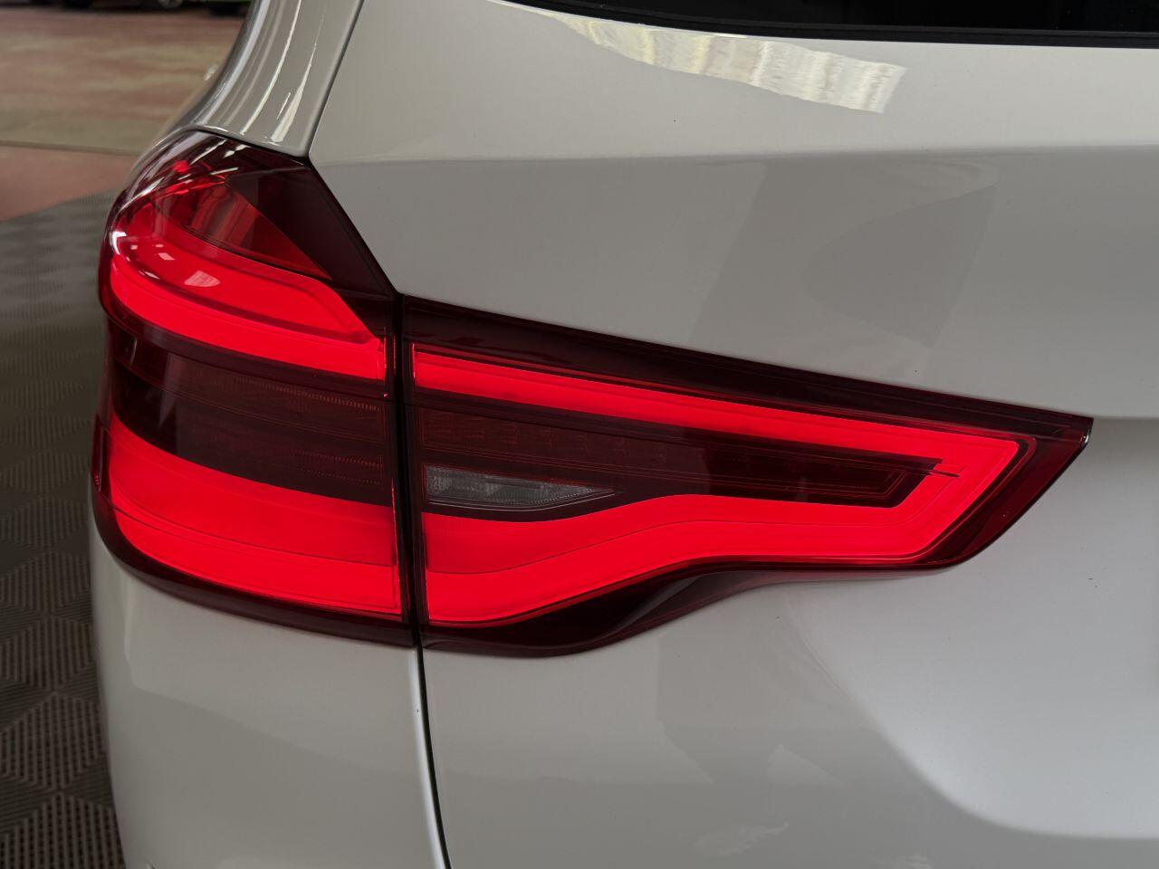 BMW X3 view 28