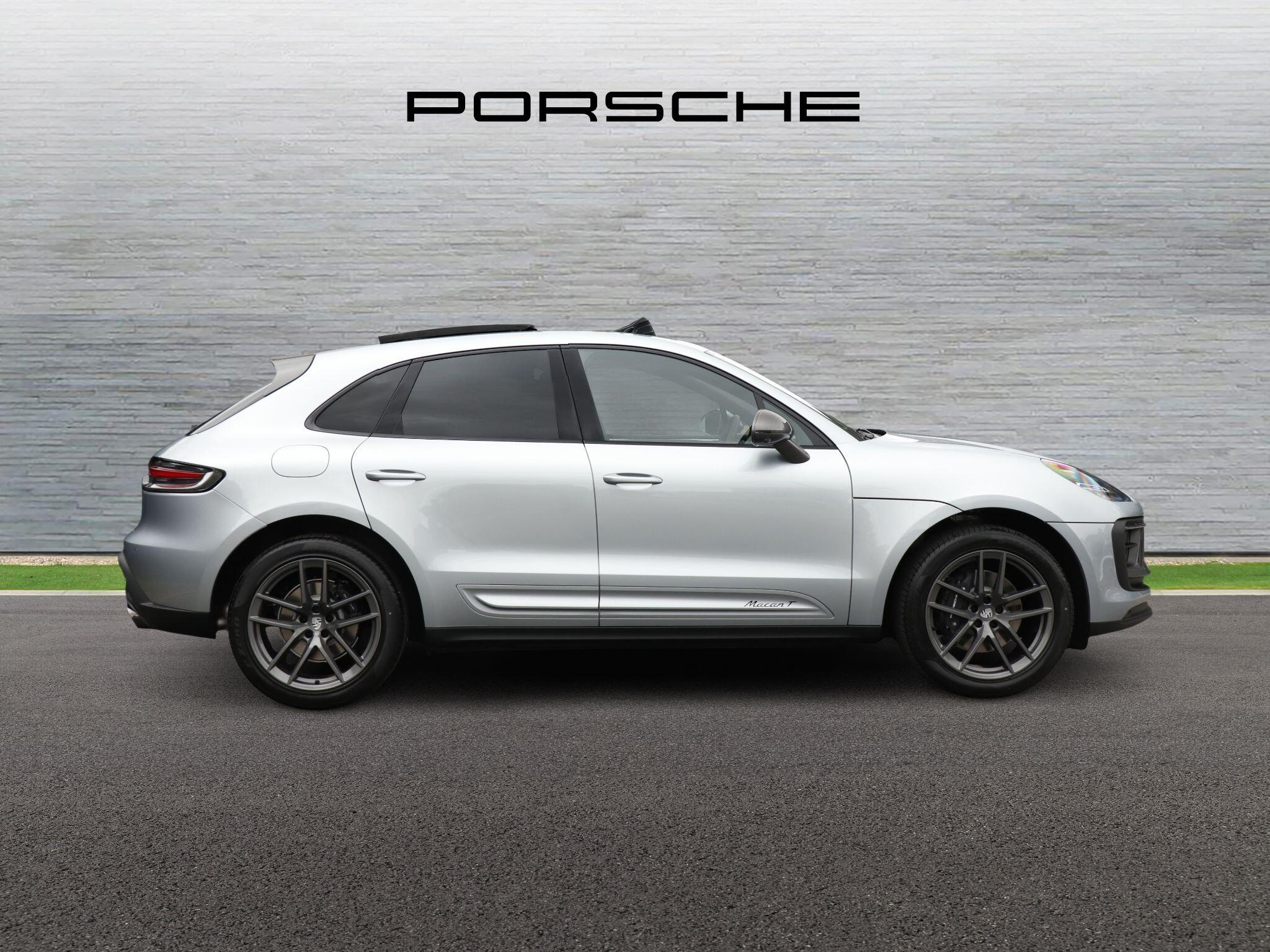 Porsche Macan view 42