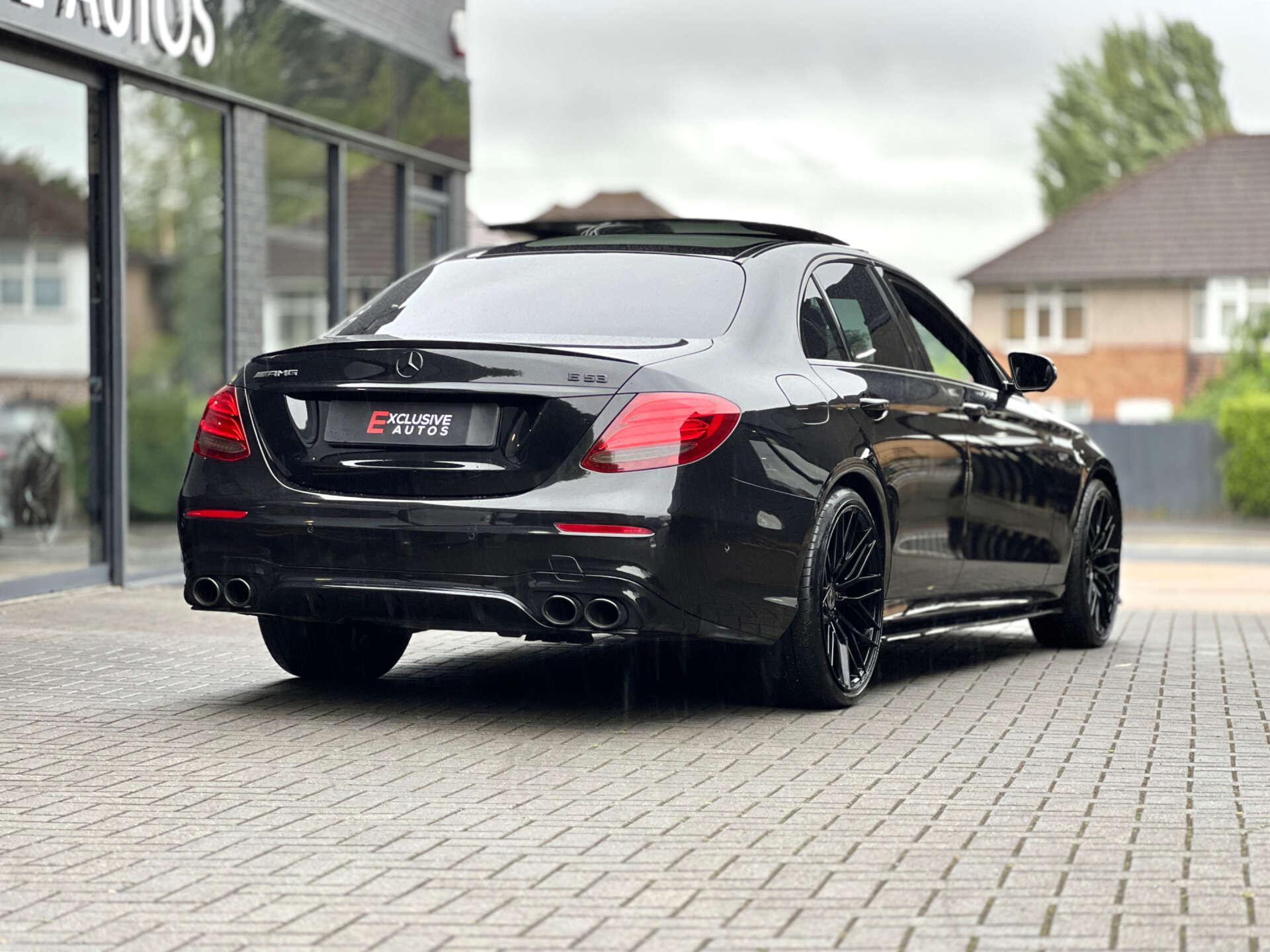 Mercedes-Benz E Class view 18