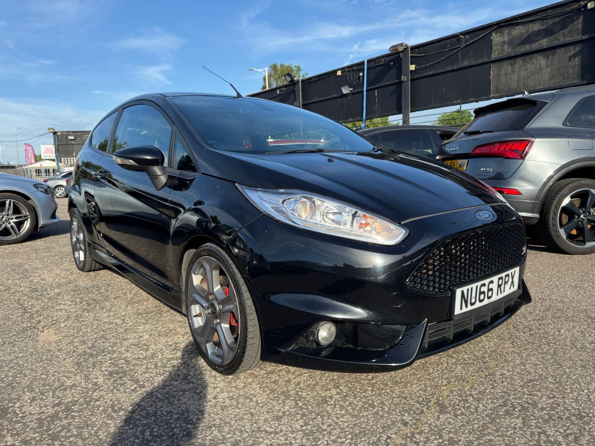 Ford Fiesta main image