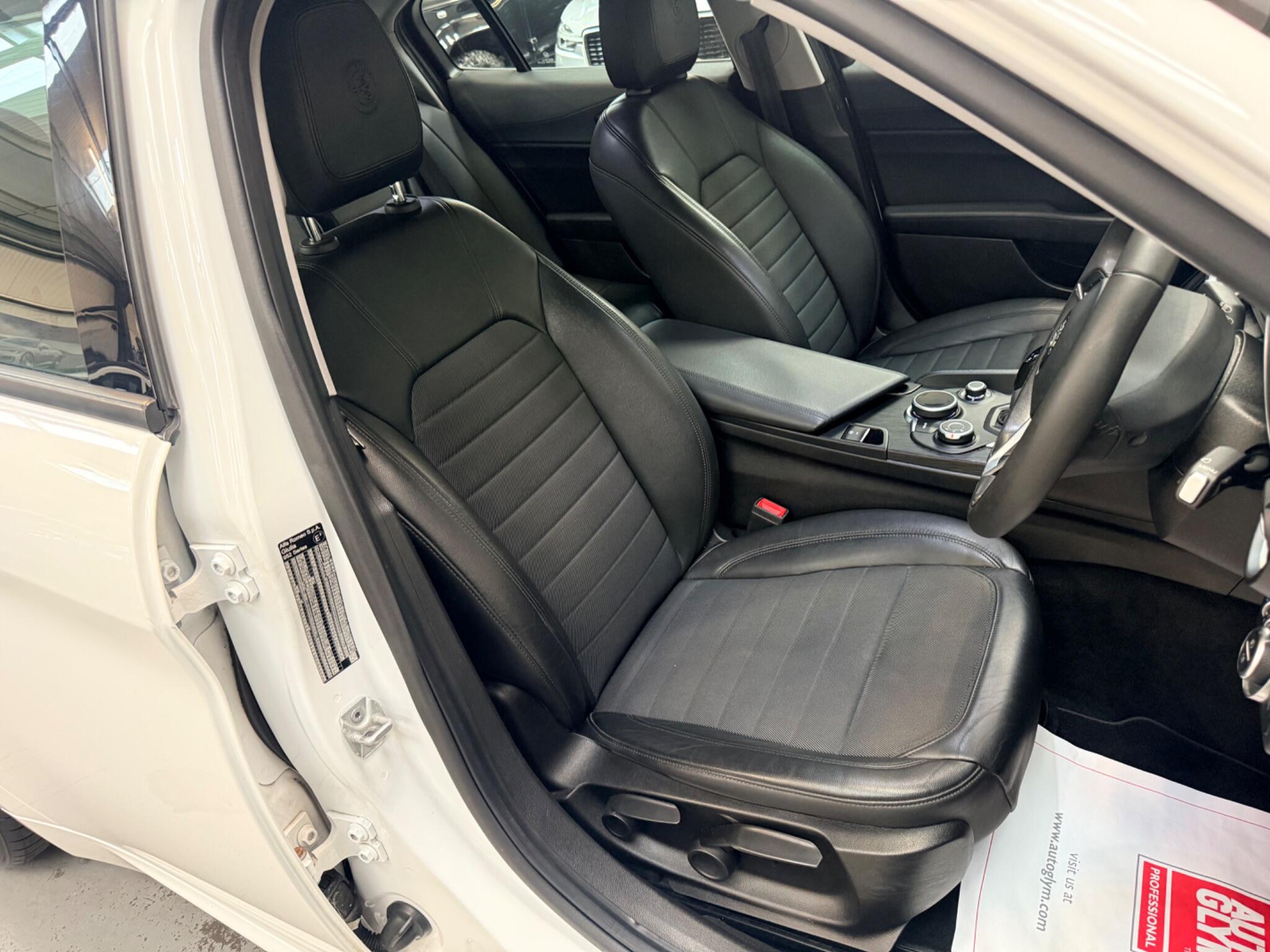 Alfa Romeo Giulia view 29