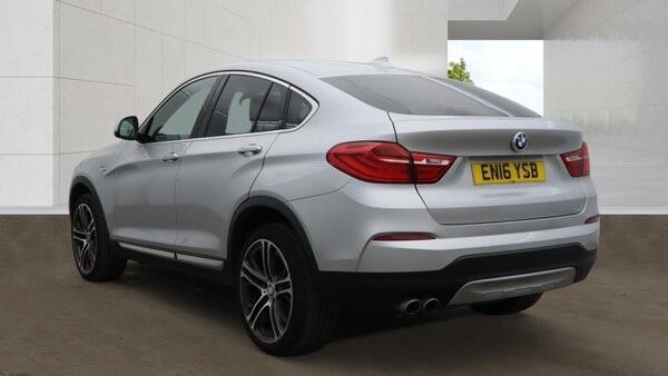 BMW X4 view 5