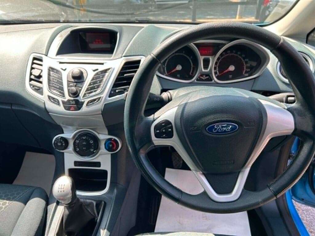 Ford Fiesta view 10