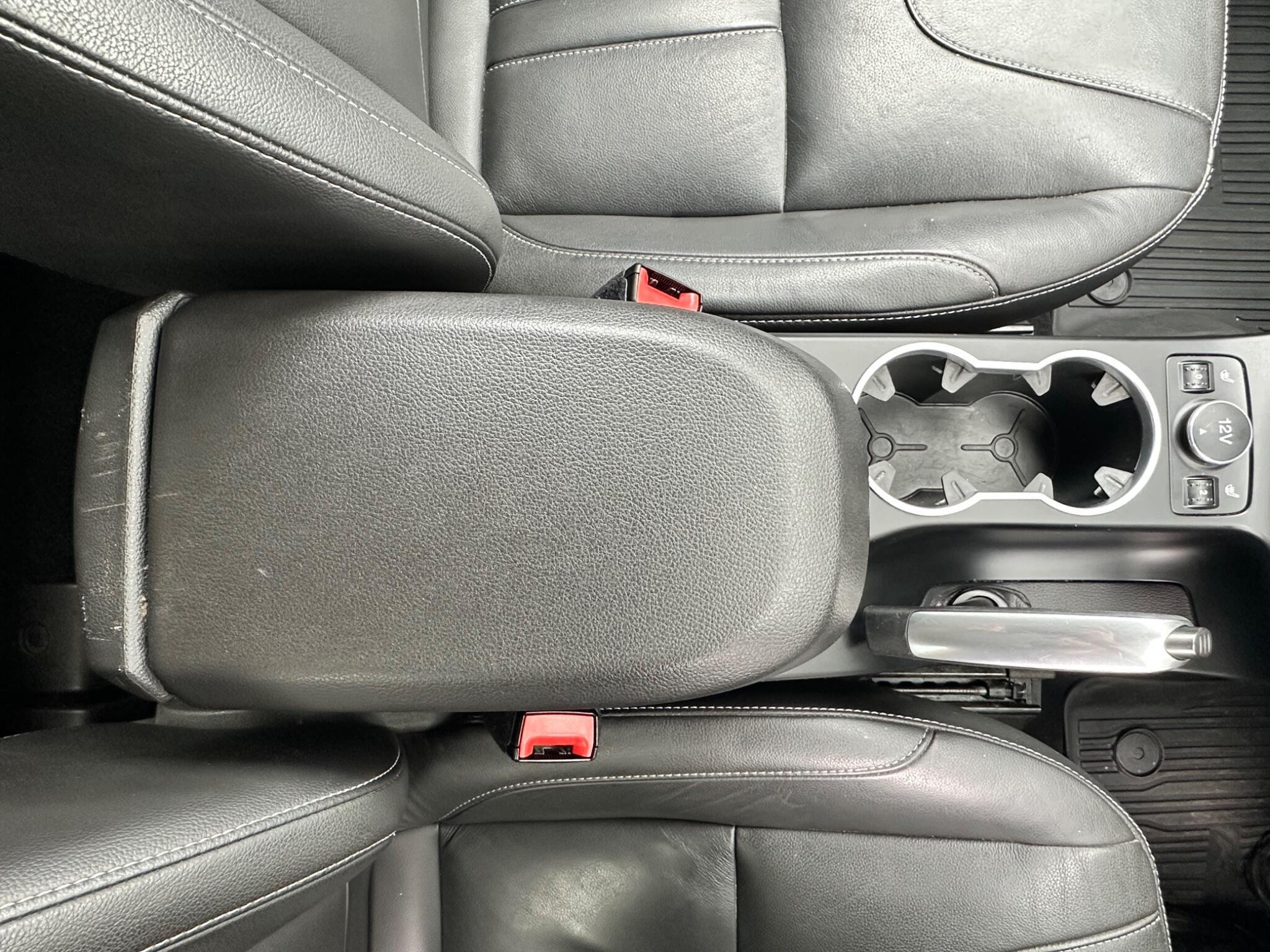 Ford Kuga view 32