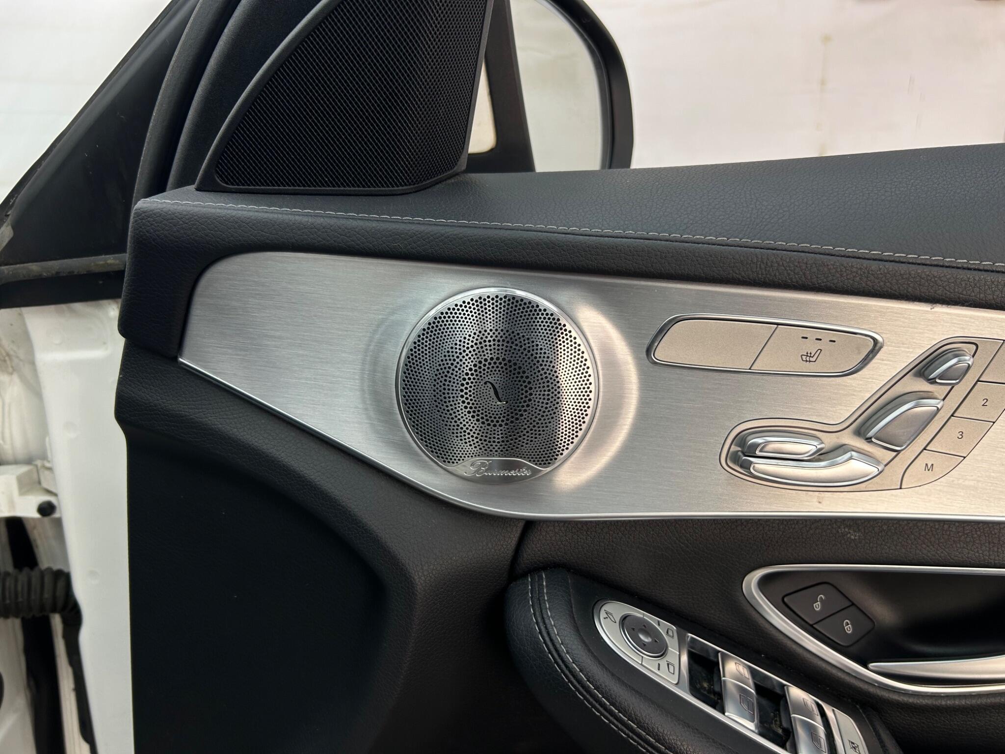 Mercedes-Benz C Class view 28