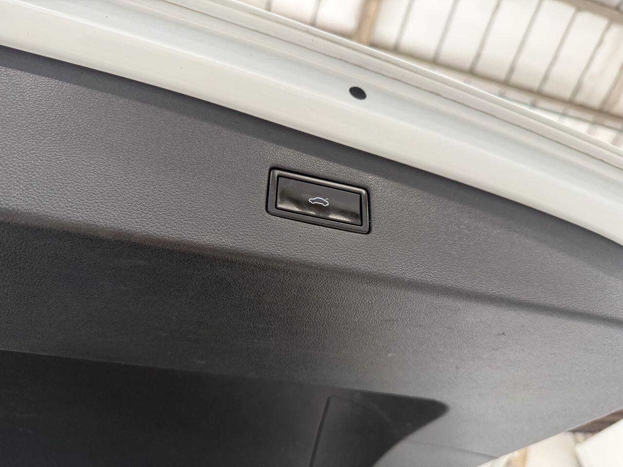 Volkswagen Tiguan Allspace view 36