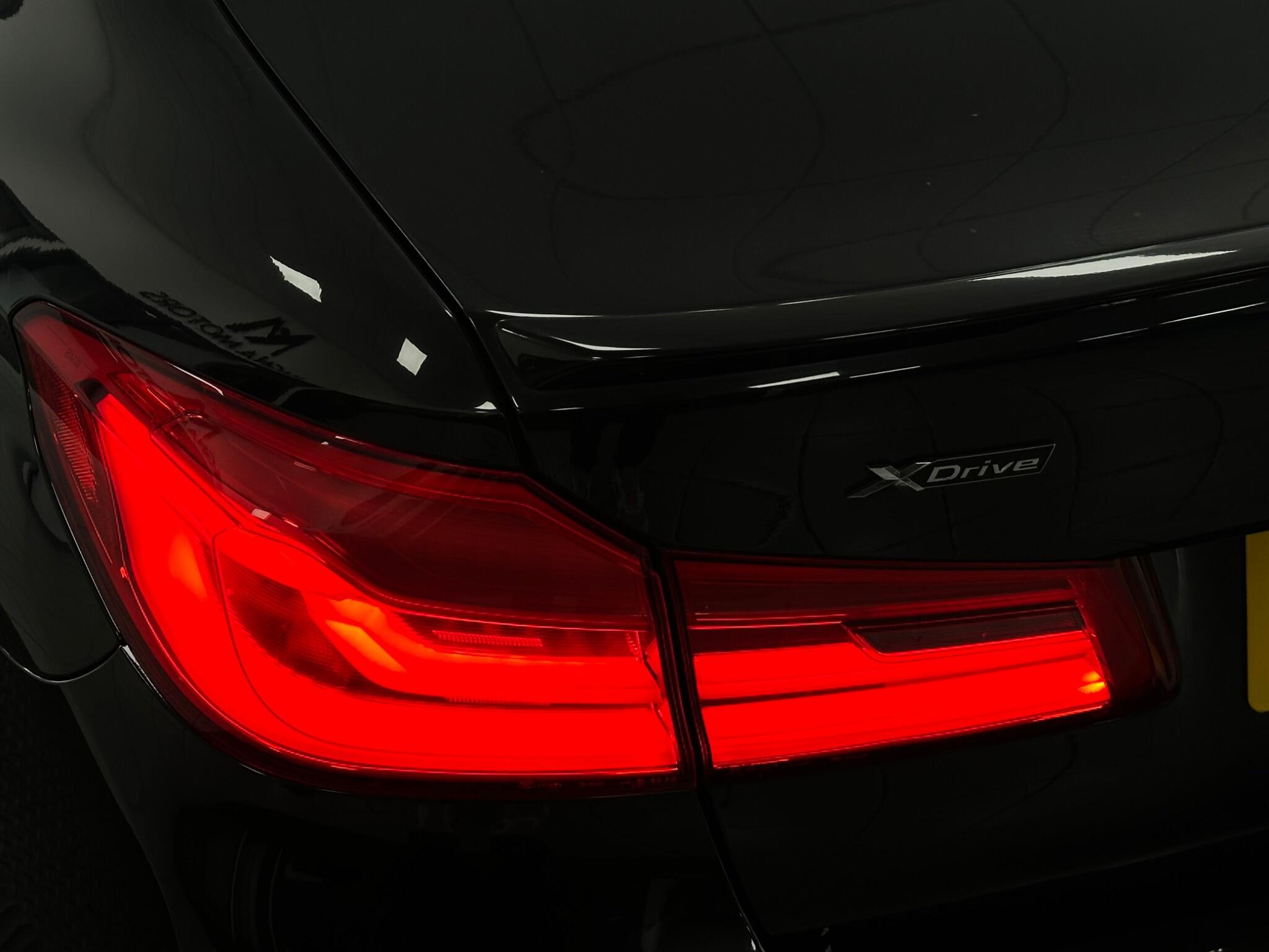BMW 5 Series view 41