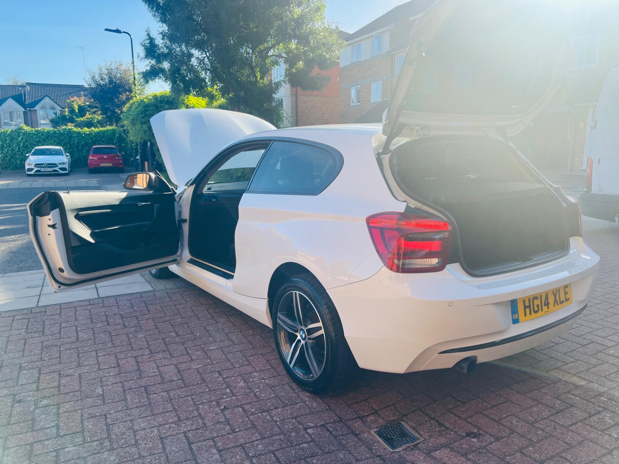 BMW 1 Series view 19