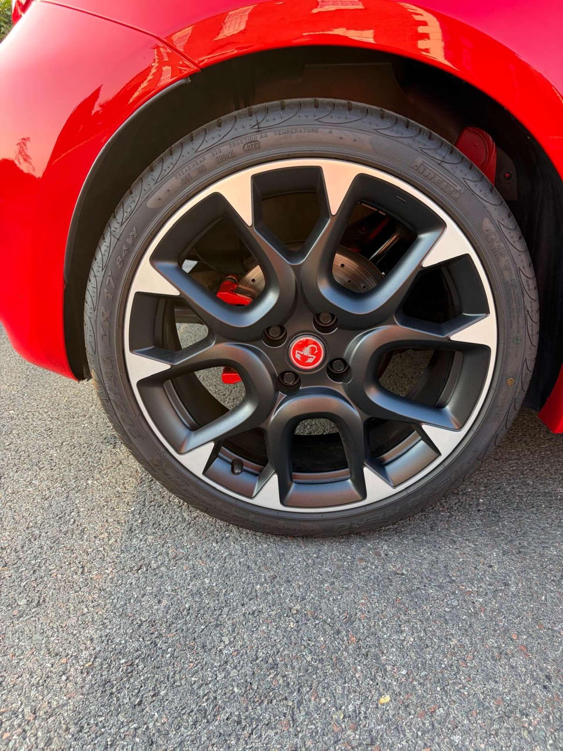 Abarth 595c view 14