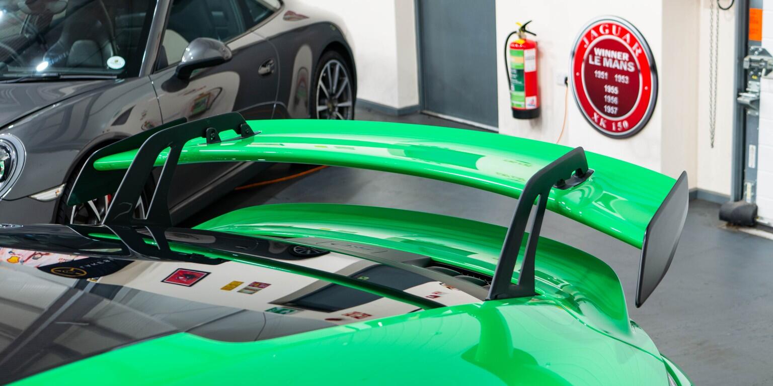 Porsche 911 view 46