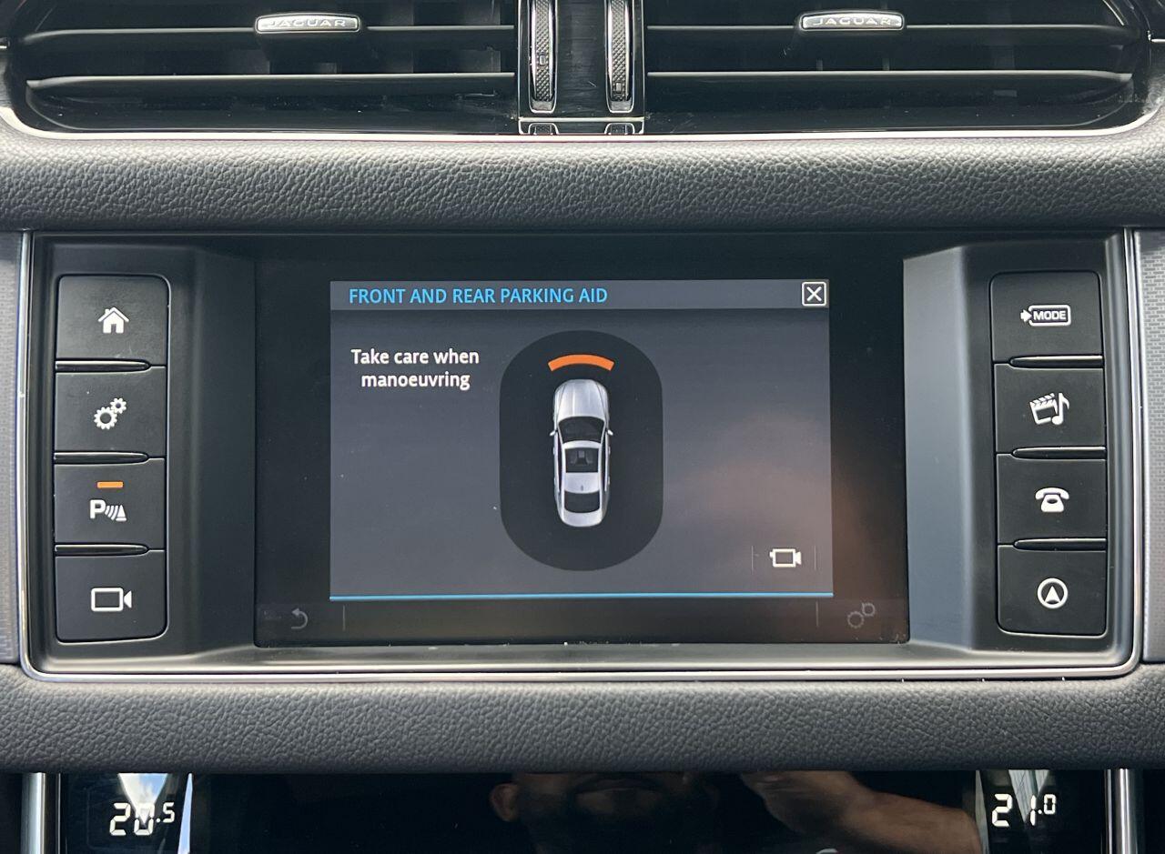 Jaguar XF view 46