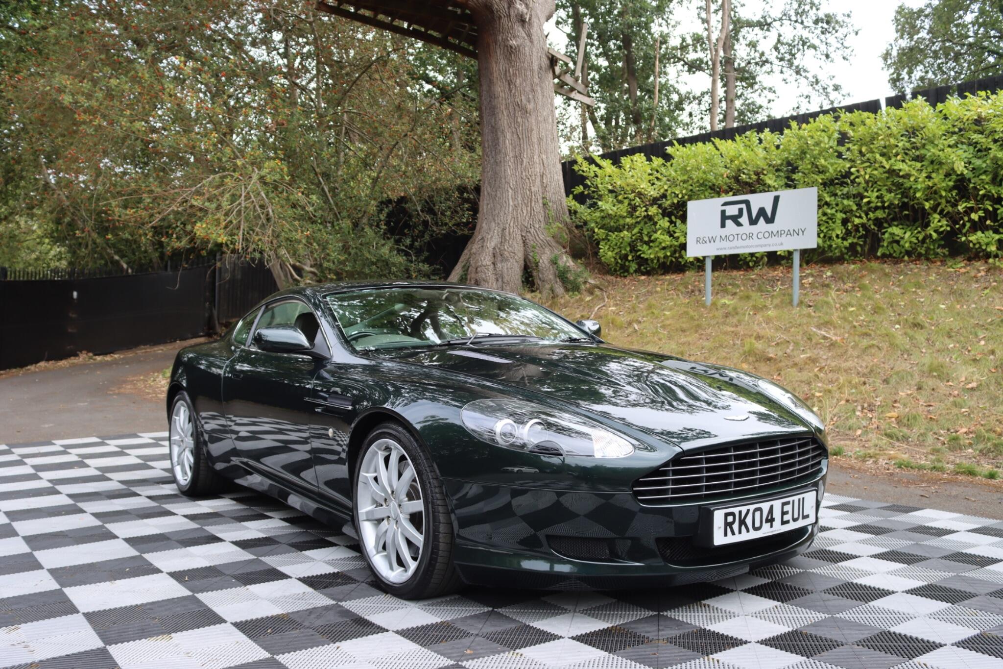 Aston Martin DB9 view 27