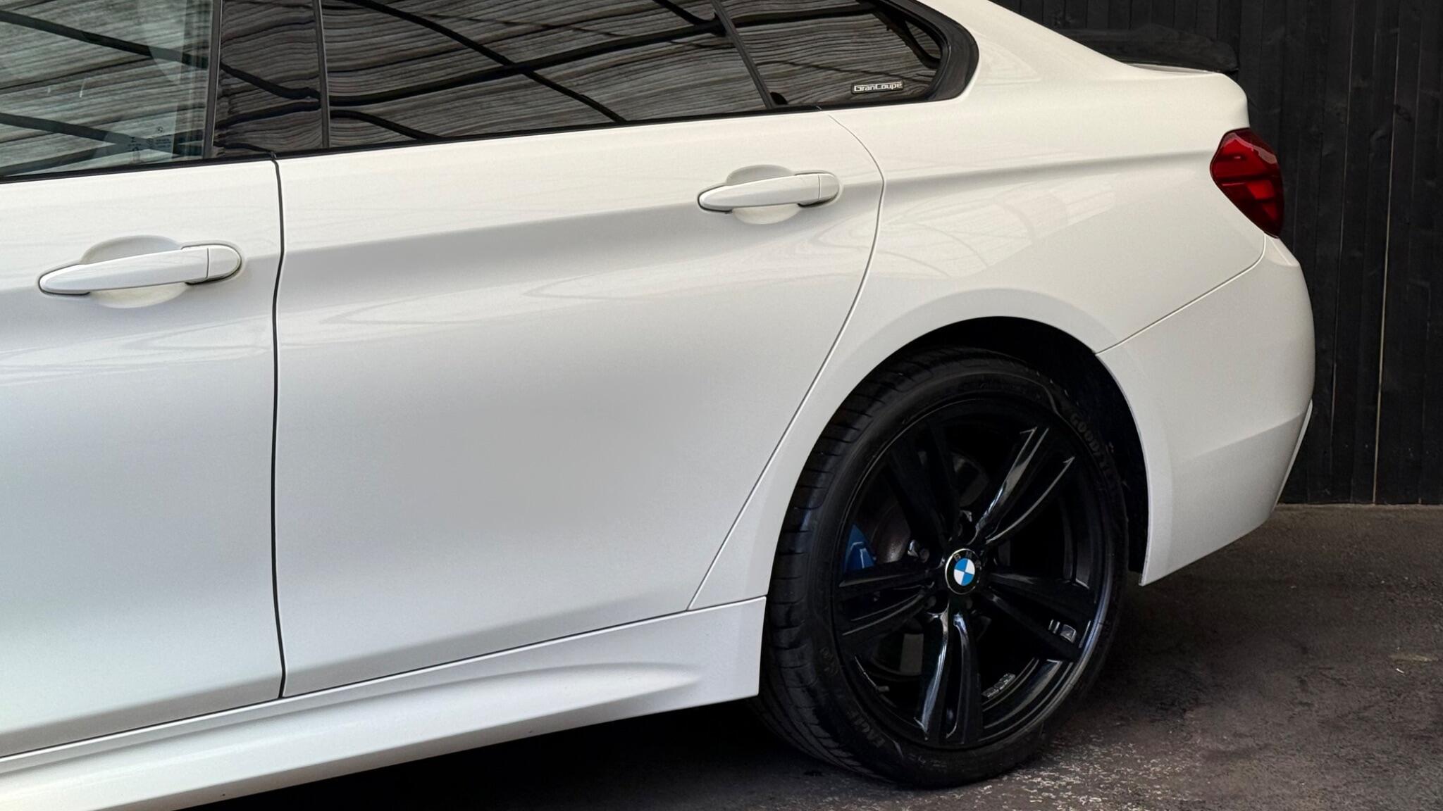 BMW 4 Series view 11