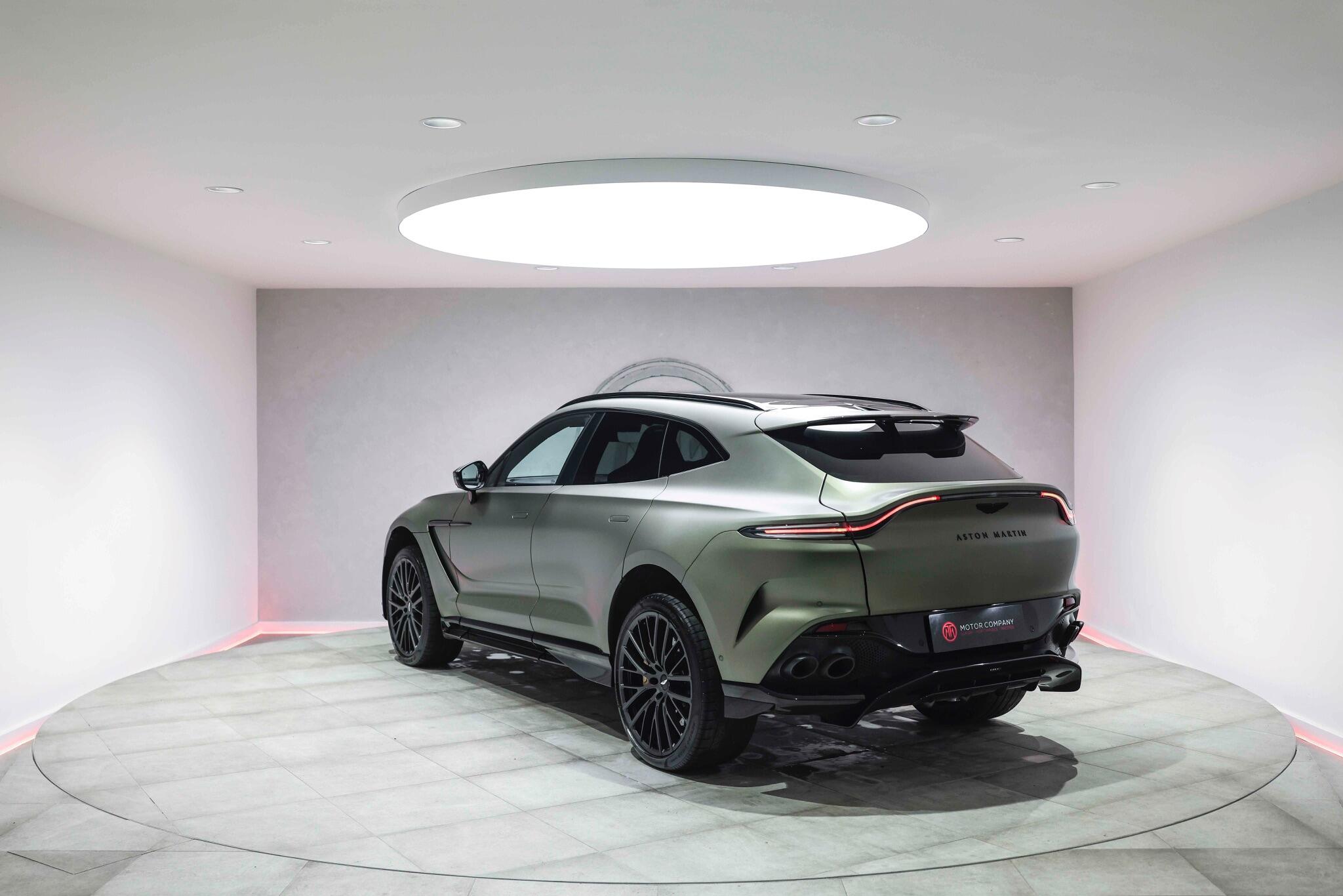 Aston Martin DBX view 16