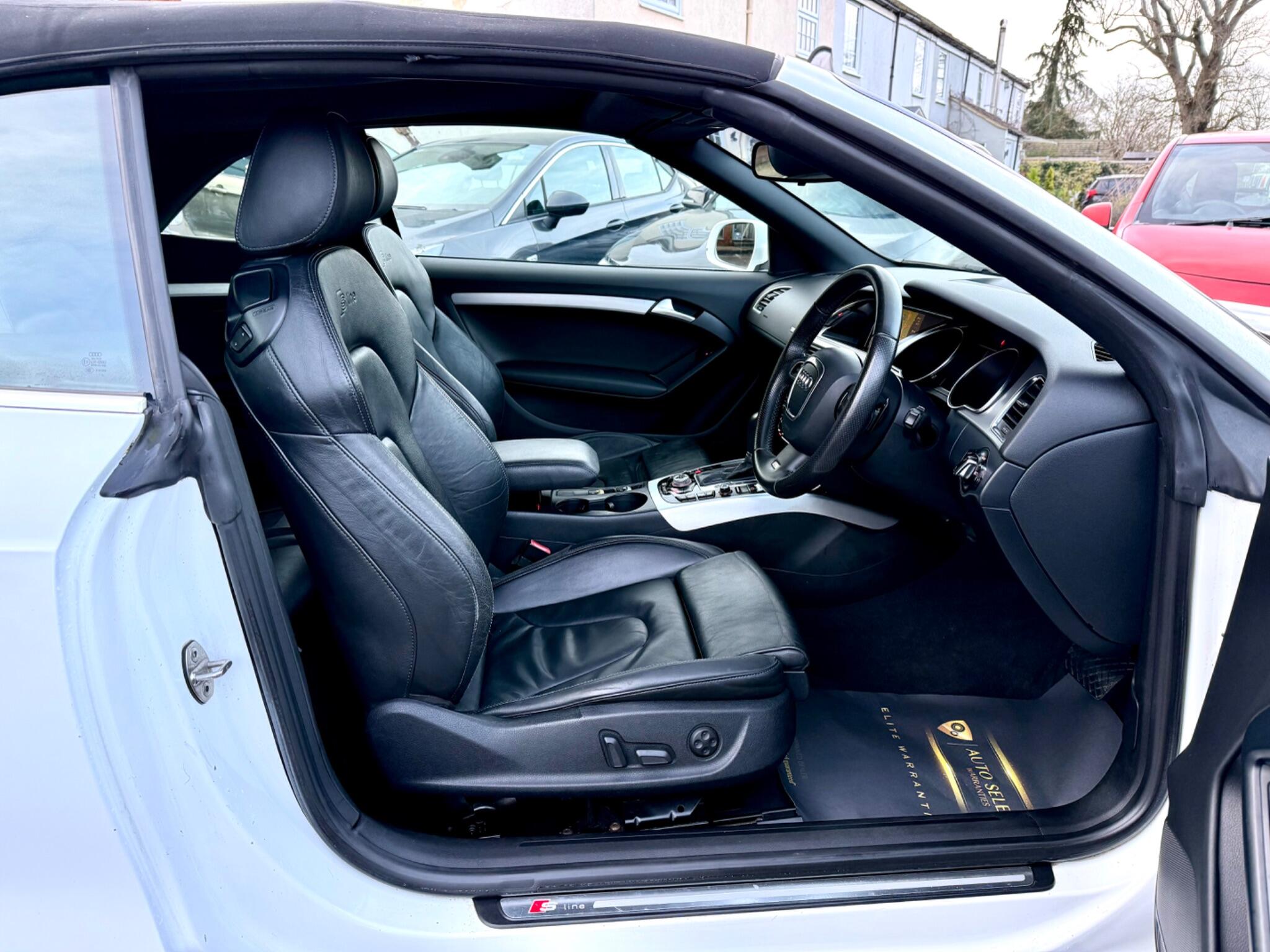 2009 Audi A5 Cabriolet image 24