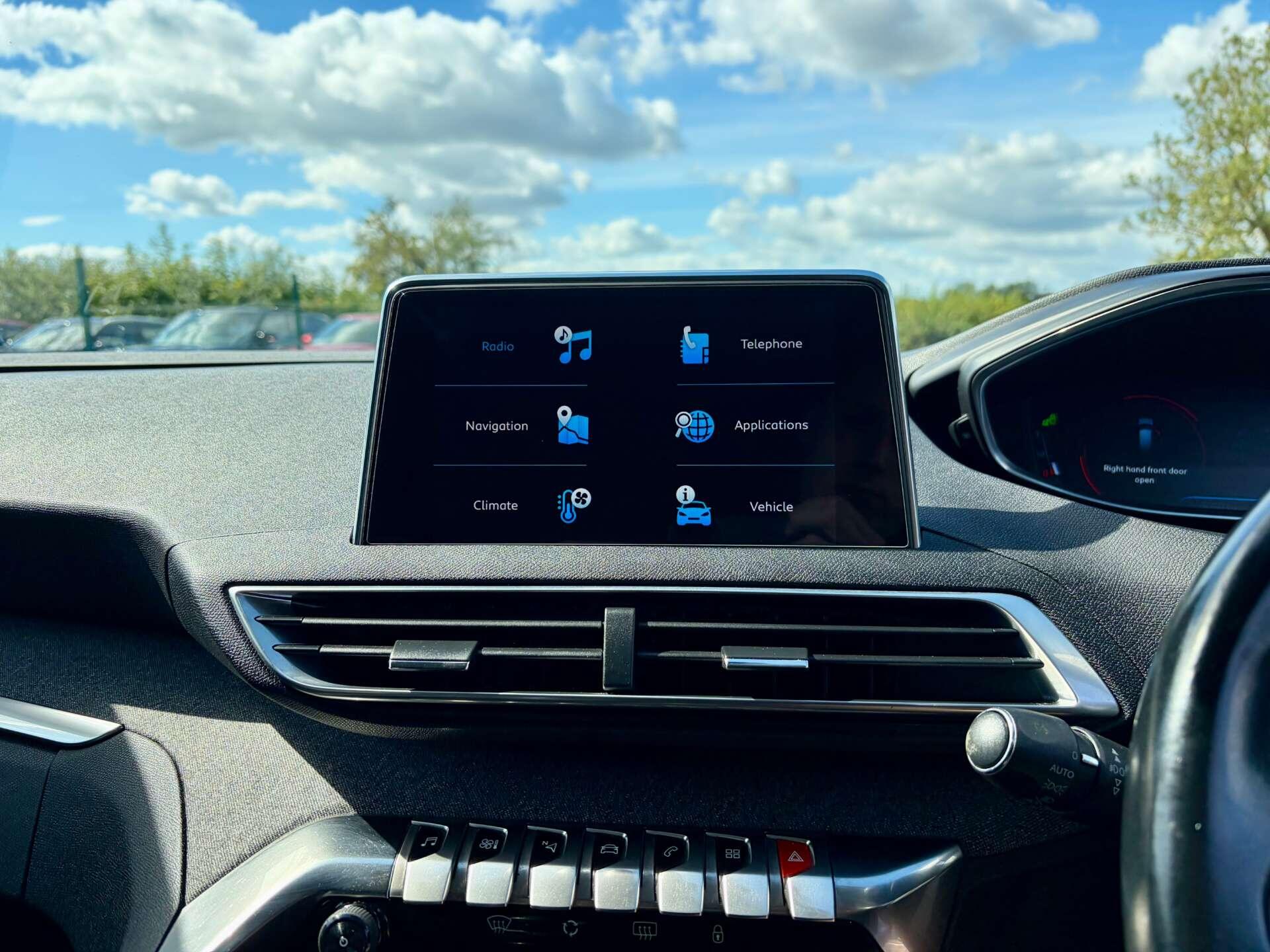 Peugeot 3008 view 42