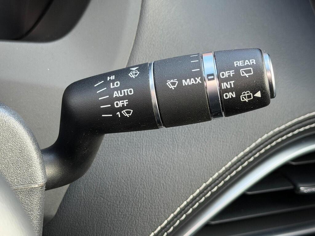 Jaguar F-Pace view 55