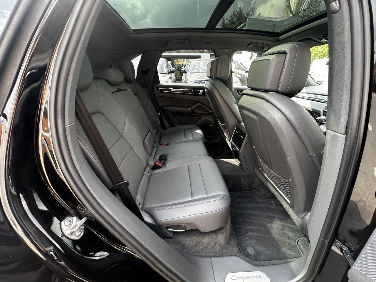 Porsche Cayenne view 20