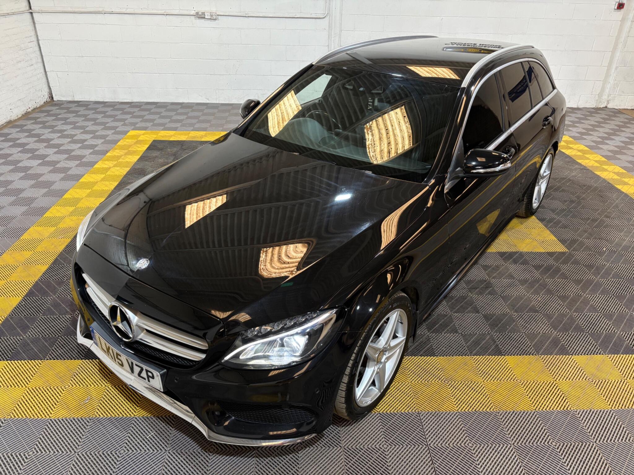 Mercedes-Benz C Class view 29