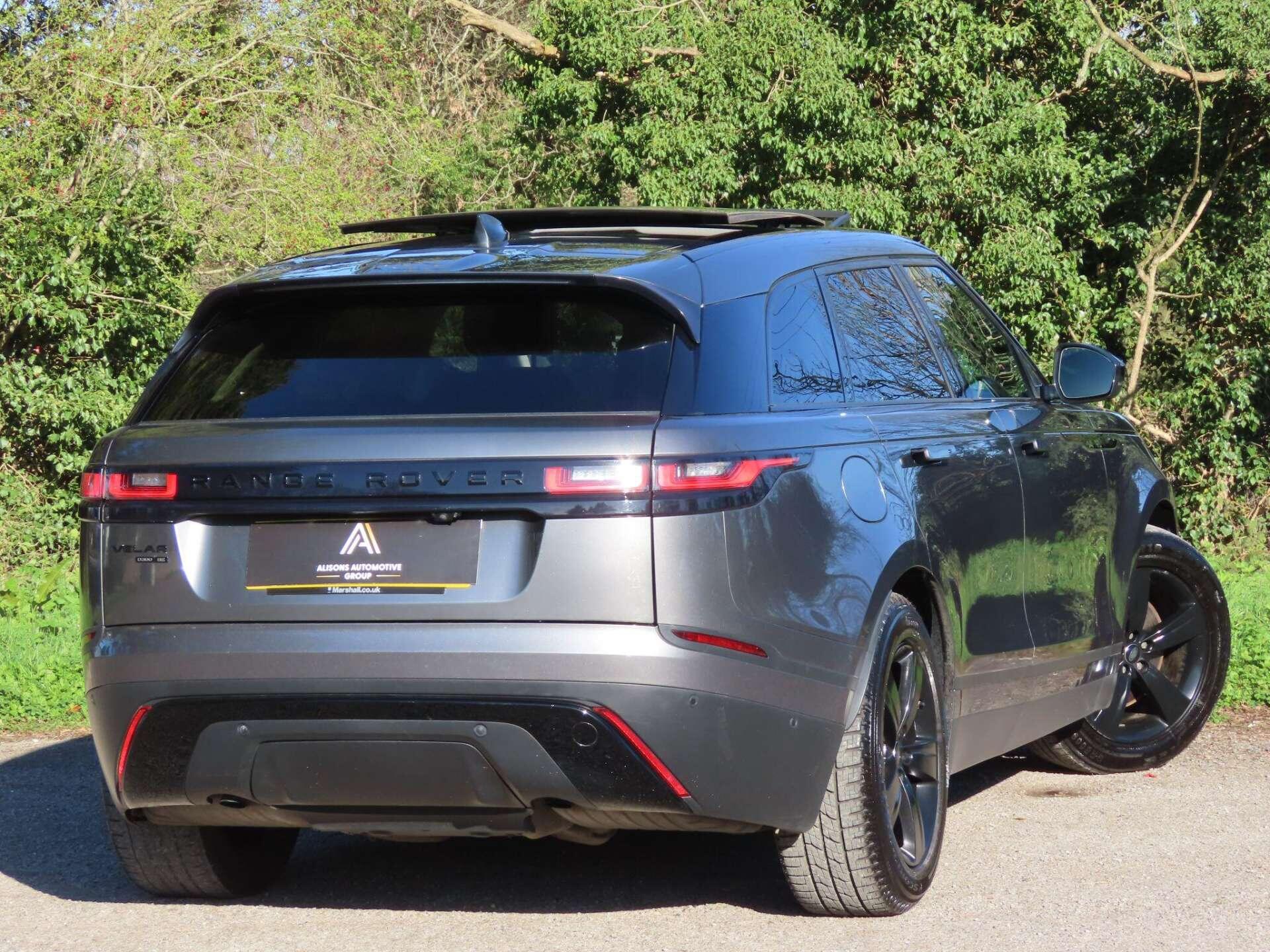 Land Rover Range Rover Velar view 5